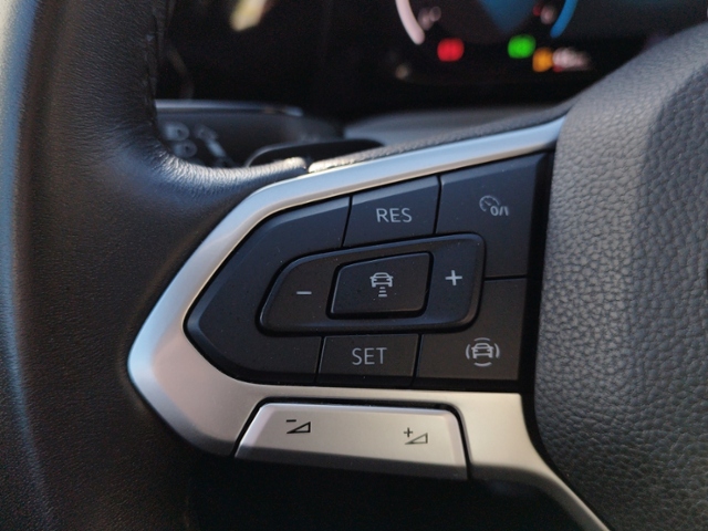 Golf VIII Variant Life 2.0 TDI DSG NAV/ACC/L+S K