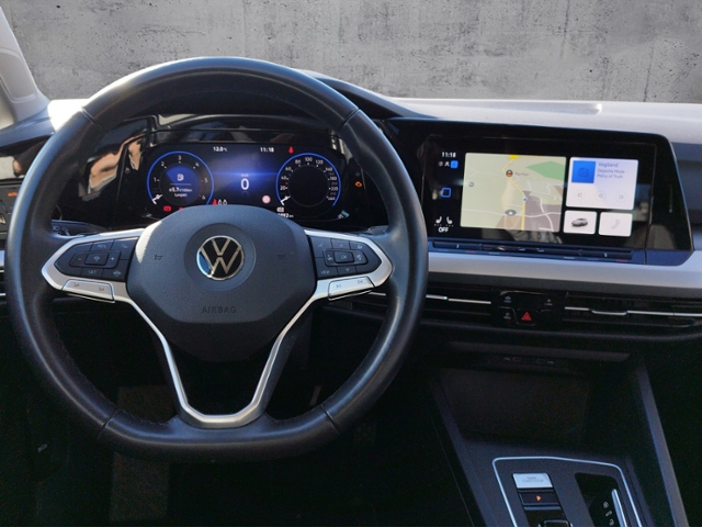 Golf VIII Variant Life 2.0 TDI DSG NAV/ACC/SHZ K