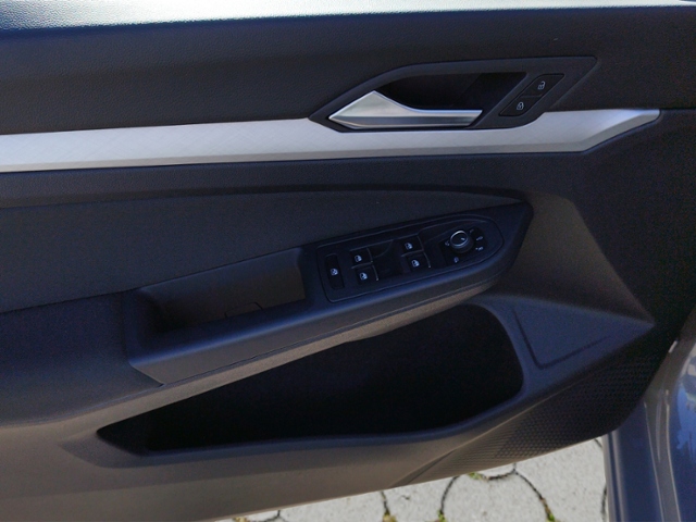 Golf VIII Variant Life 2.0 TDI DSG NAV/ACC/SHZ K