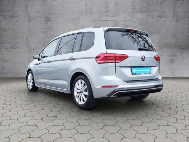 Touran Comfortline 1.5 TSI DSG R-Line/IQ.DRIVE K