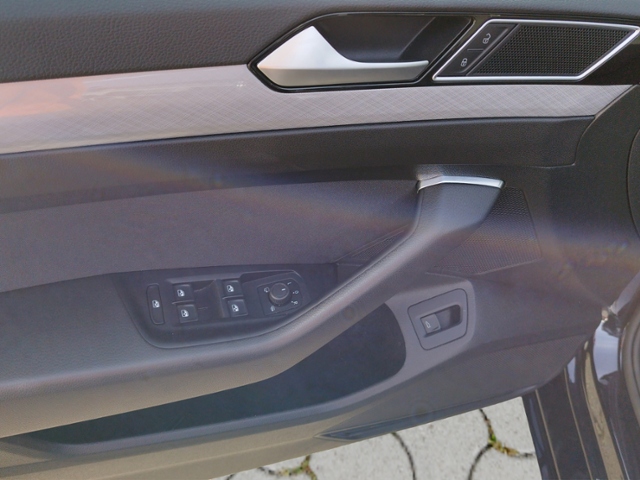 Passat Variant Business 2.0 TDI DSG NAV/SHZ KLIM