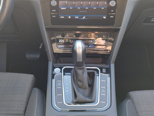 Passat Variant Business 2.0 TDI DSG NAV/SHZ KLIM