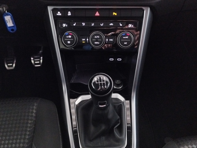 T-Roc Active 1.5 TSI NAV/LED/SHZ KLIMA LED NAVI