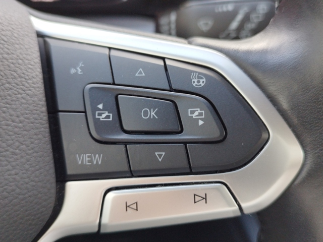 Golf VIII Active 1.5 TSI LED+/NAV/SHZ KLIMA NAVI