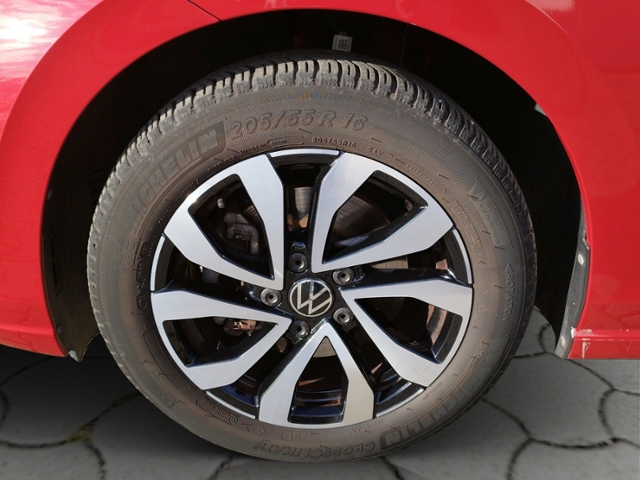 Golf VIII Active 1.5 TSI LED+/NAV/SHZ KLIMA NAVI