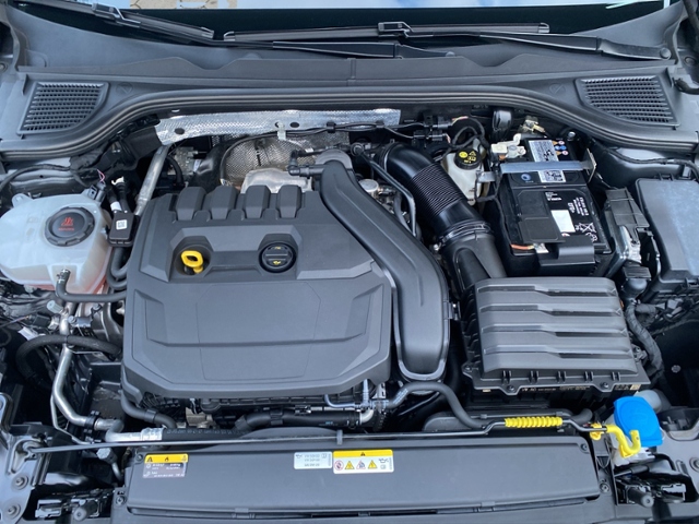 Golf VIII Variant Style 1.5 eTSI DSG SHZ/Side KL