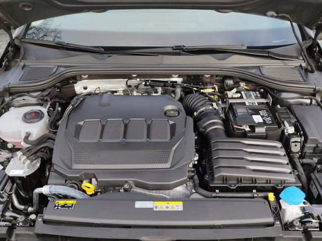 Golf VIII Variant Life 2.0 TDI DSG BusinessPrem.