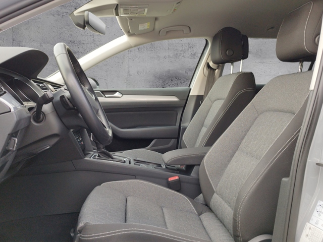 Passat Variant Business 2.0 TDI DSG BusinessPre.