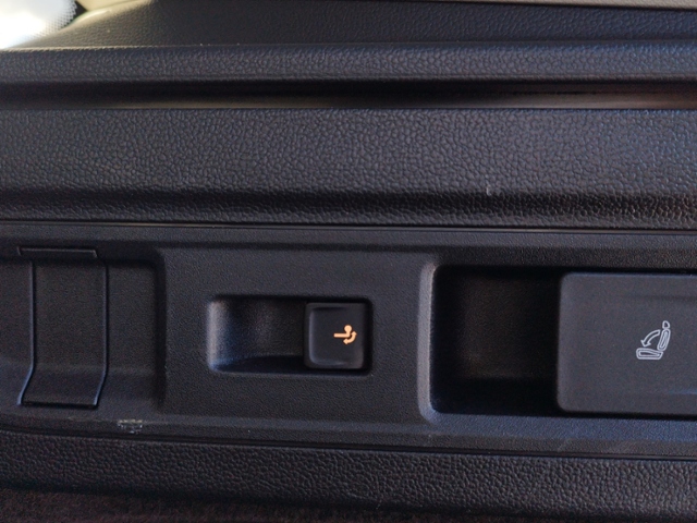 Passat Variant Business 2.0 TDI DSG IQ.DRIVE/SHZ