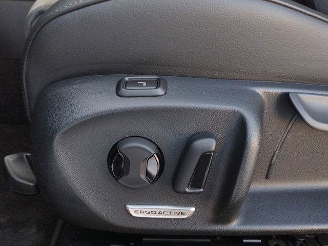 Passat Variant Business 2.0 TDI DSG IQ.DRIVE/SHZ