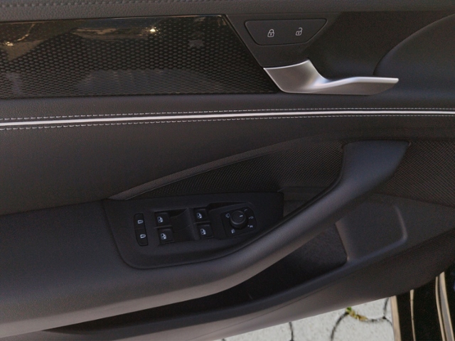 Passat Variant Business 2.0 TDI DSG IQ.DRIVE/SHZ