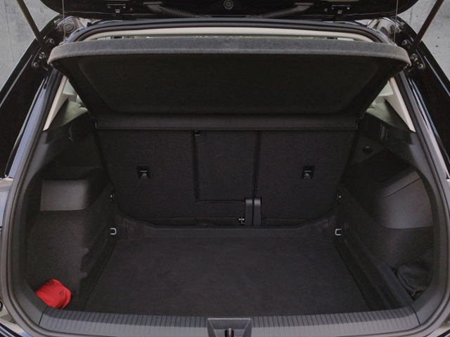 Tiguan 1.5 eTSI DSG 3-Zonen/NAV/SHZ KLIMA LED NA