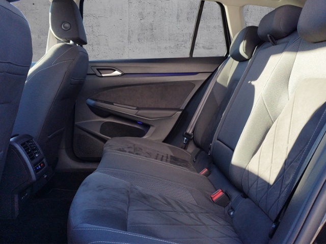 Golf VIII Variant Style 1.5 eTSI DSG Bus.Prem./I