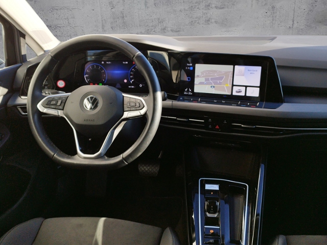 Golf VIII Variant Style 1.5 eTSI DSG Bus.Prem./I