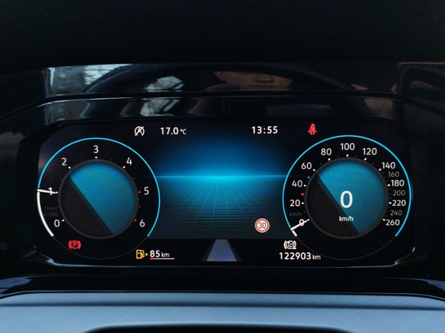 Golf VIII Variant Life 2.0 TDI AHK/IQ.DRIVE/NAV