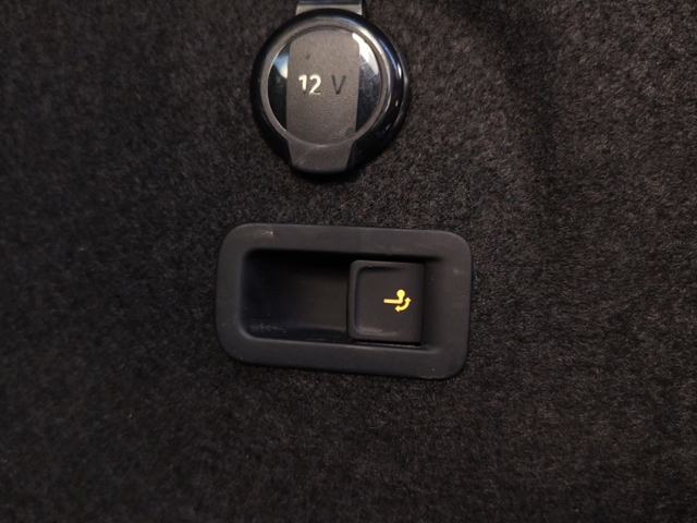 Golf VIII Variant Life 2.0 TDI AHK/IQ.DRIVE/NAV