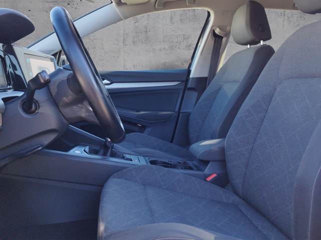 Golf VIII Variant Life 2.0 TDI AHK/IQ.DRIVE/NAV