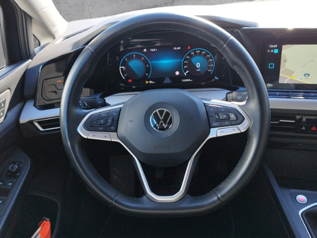 Golf VIII Variant Life 2.0 TDI AHK/IQ.DRIVE/NAV