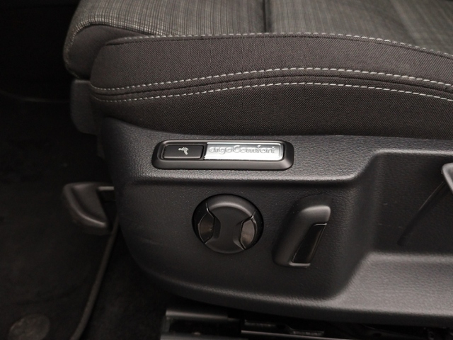 Passat Variant Business 2.0 TDI DSG BusinessPrem