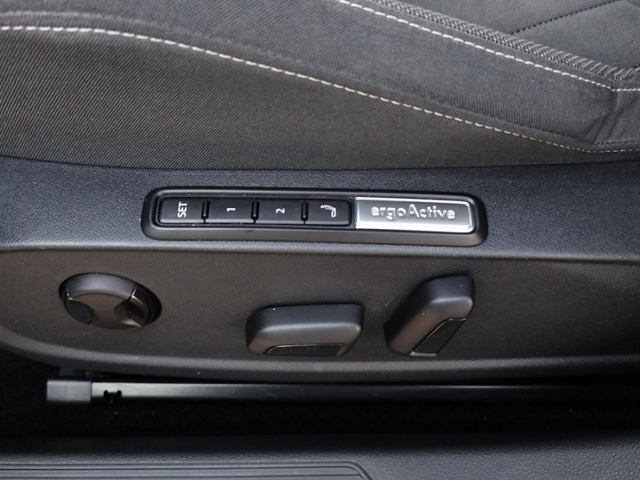 Golf VIII Variant Life 2.0 TDI DSG BusinessPrem.