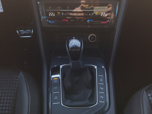 Tiguan Active 1.5 TSI DSG IQ.DRIVE/Park/SHZ KLIM