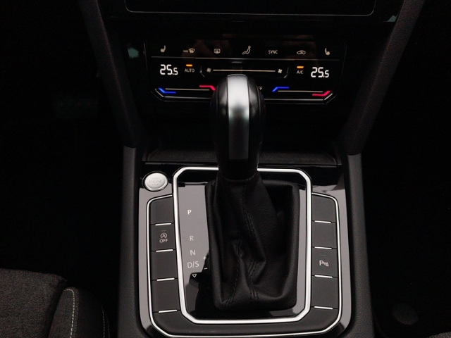 Passat Variant Business 2.0 TDI DSG NAV/SHZ KLIM