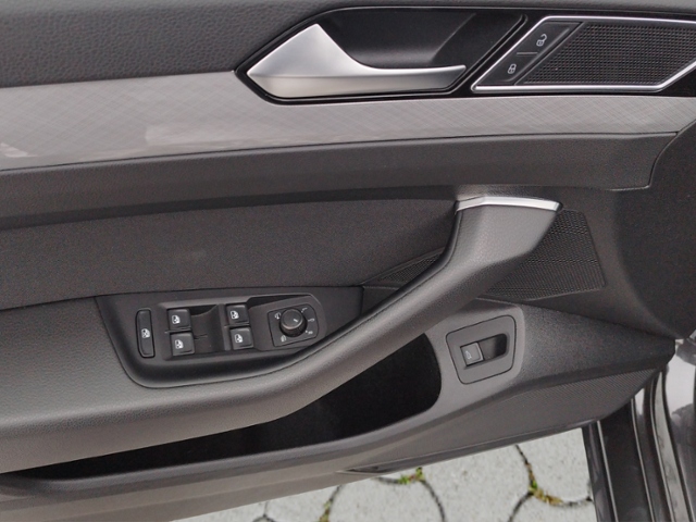 Passat Variant Business 2.0 TDI DSG NAV/SHZ KLIM