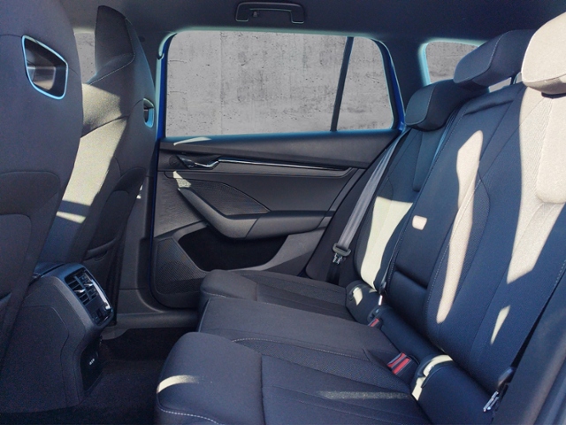 Octavia Combi Sportline 2.0TDI DSG LED/Navi/Reis