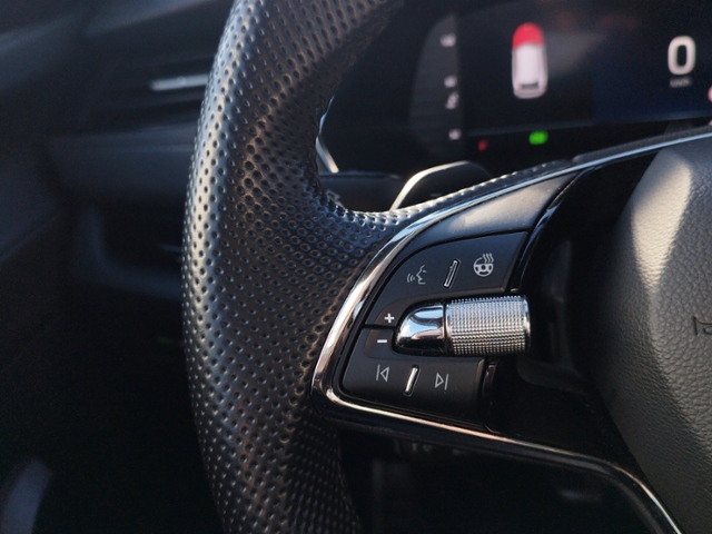 Octavia Combi Sportline 2.0TDI DSG LED/Navi/Reis