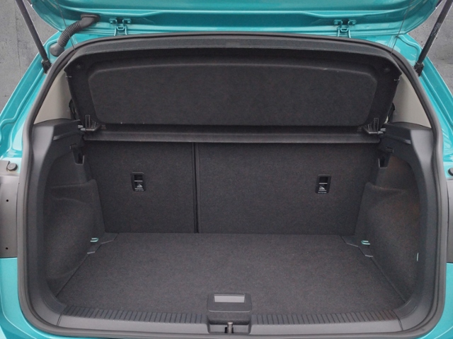 T-Cross Active 1.0 TSI BlindSpot/SHZ/NAV/ACC KLI