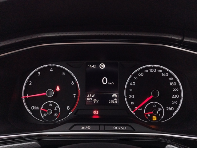 T-Cross Active 1.0 TSI BlindSpot/SHZ/NAV/ACC KLI