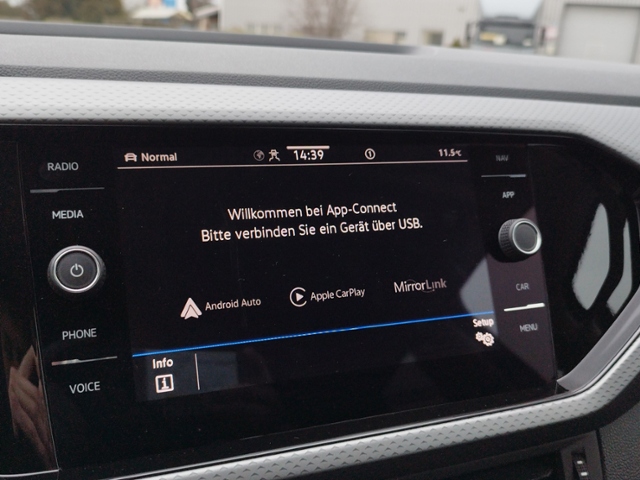 T-Cross Active 1.0 TSI BlindSpot/SHZ/NAV/ACC KLI