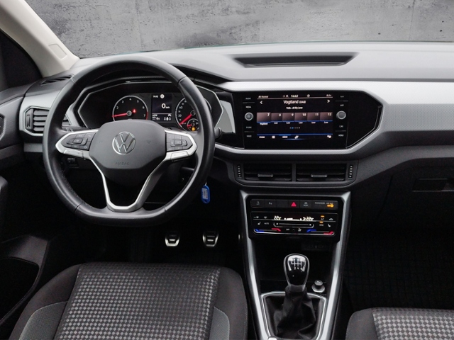 T-Cross Active 1.0 TSI BlindSpot/SHZ/NAV/ACC KLI