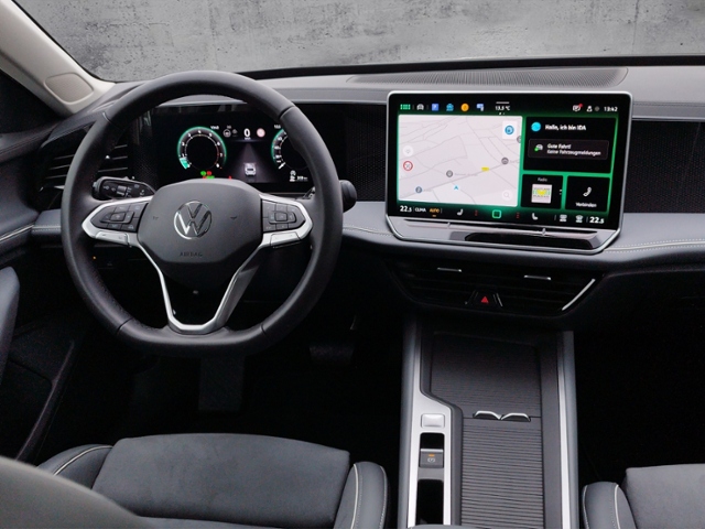 Passat Variant Business 1.5 eTSI DSG IQ.DRIVE KL