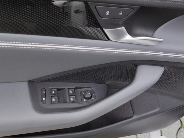 Passat Variant Business 1.5eTSI DSG AHK/Navi/Kam