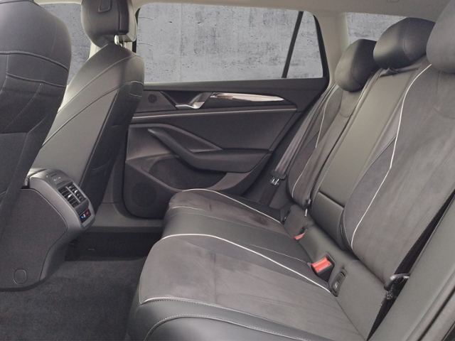 Passat Variant Business 1.5 eTSI DSG IQ.DRIVE/SH