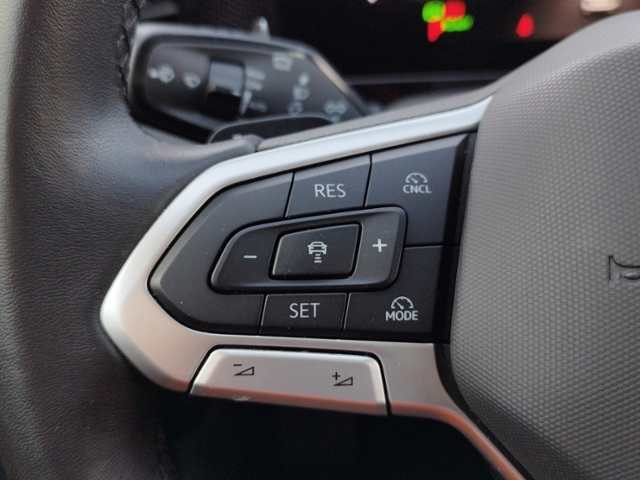 Passat Variant Business 1.5 eTSI DSG IQ.DRIVE/SH