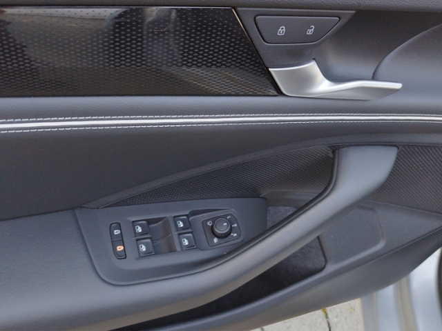 Passat Variant Business 1.5 eTSI DSG IQ.DRIVE/SH