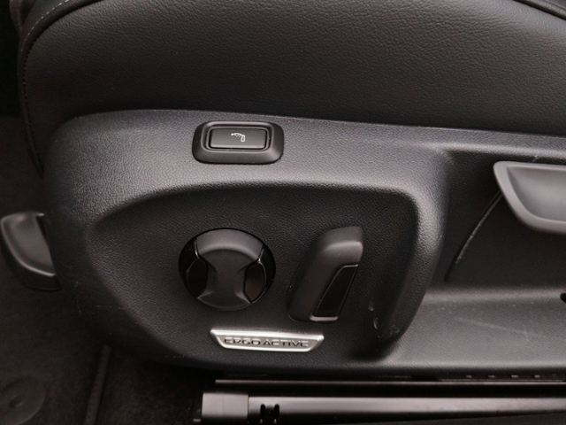 Passat Variant Business 1.5 eTSI DSG IQ.DRIVE/SH