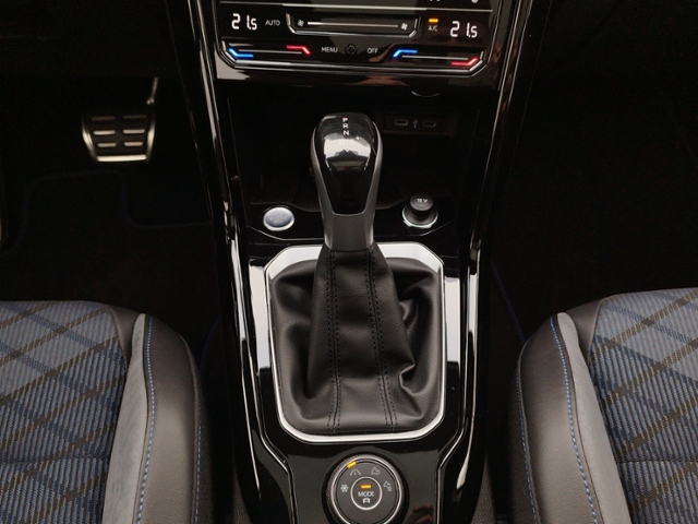 T-Roc R 2.0 TSI 4Motion DSG PANO/DCC KLIMA LED N