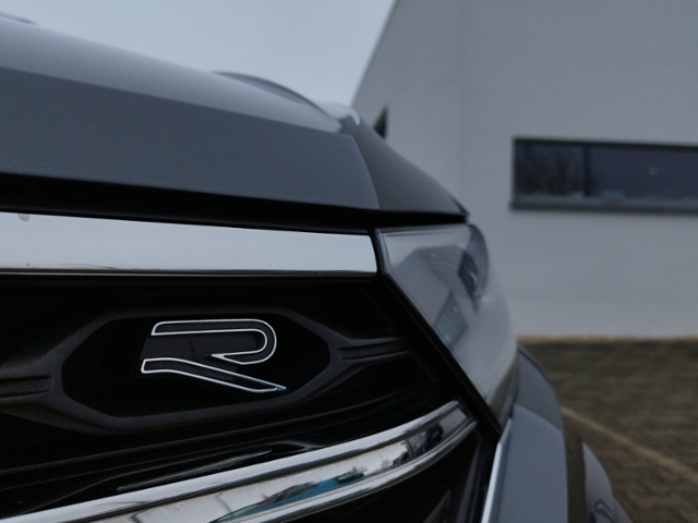 T-Roc R-Line 1.0 TSI Business/SHZ KLIMA LED NAVI