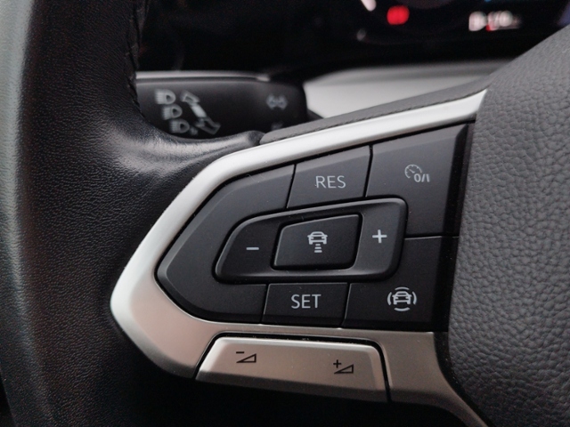 Golf VIII Life 1.5 TSI LED+/NAV/SHZ KLIMA NAVI A