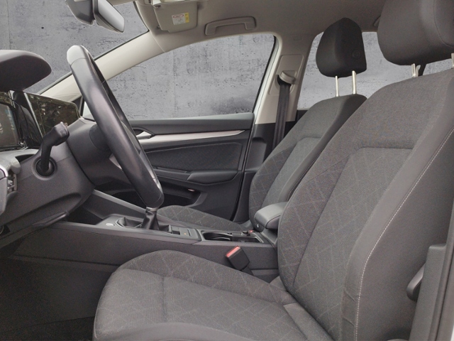 Golf VIII Life 1.5 TSI LED+/NAV/SHZ KLIMA NAVI A