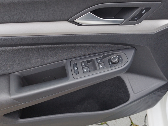 Golf VIII Life 1.5 TSI LED+/NAV/SHZ KLIMA NAVI A