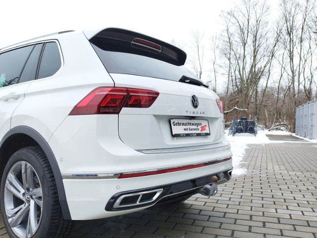 Tiguan R-Line 2.0 TSI 4Motion DSG IQ.LIGHT KLIMA