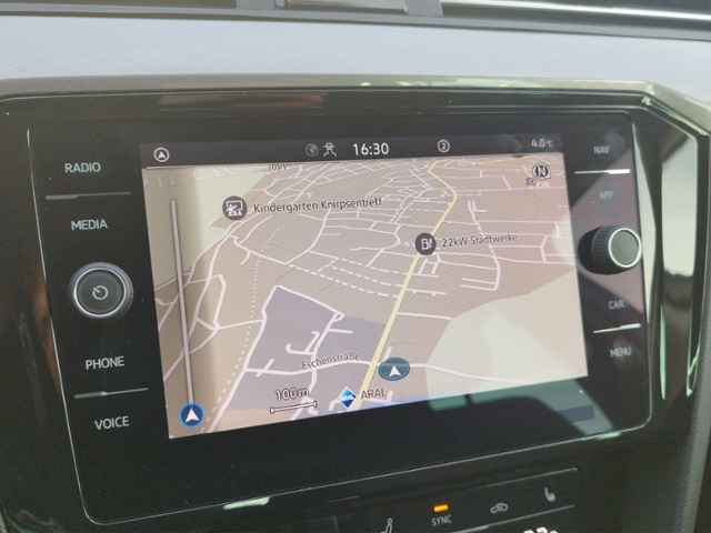 Passat Variant Business 2.0 TDI DSG NAV/SHZ KLIM