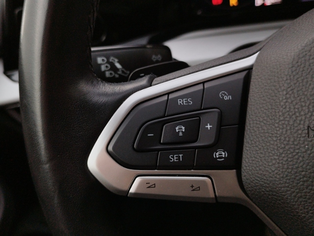 Golf VIII Variant Life 2.0 TDI DSG 5JG/AHK/NAV