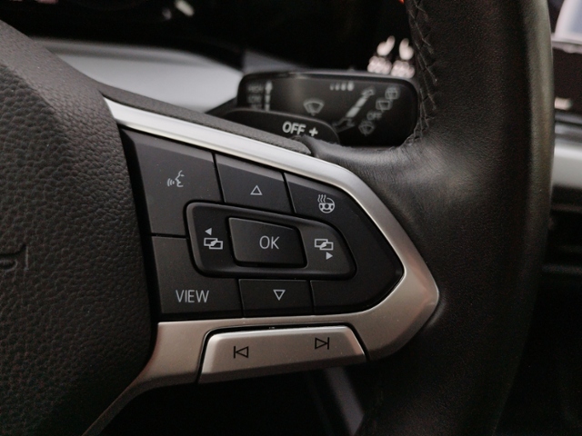 Golf VIII Variant Life 2.0 TDI DSG 5JG/AHK/NAV