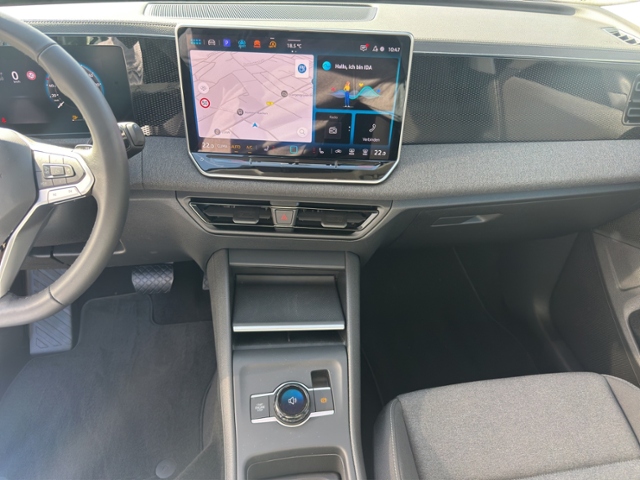 Tiguan 1.5 eTSI DSG AHK/NAV/SHZ/IDA KLIMA LED NA