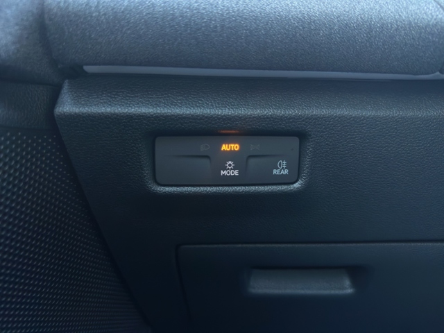 Tiguan 1.5 eTSI DSG AHK/NAV/SHZ/IDA KLIMA LED NA